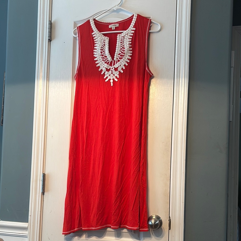 Max Studio Scarlet Dress with Ivory Crochet Accent Women’s Large Gently Used
